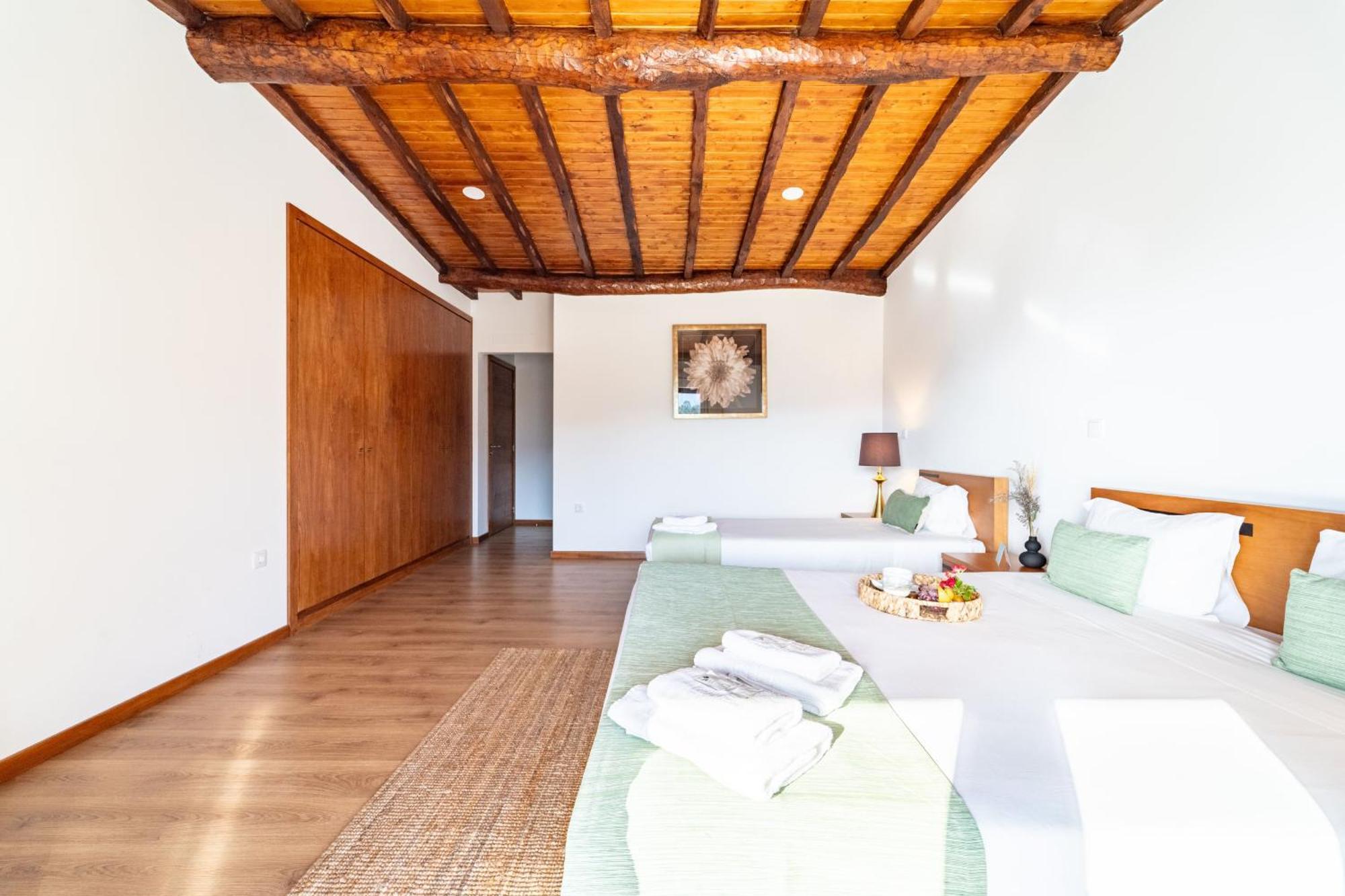 Assento Do Cavado By House And People Villa Valdosende Exterior photo